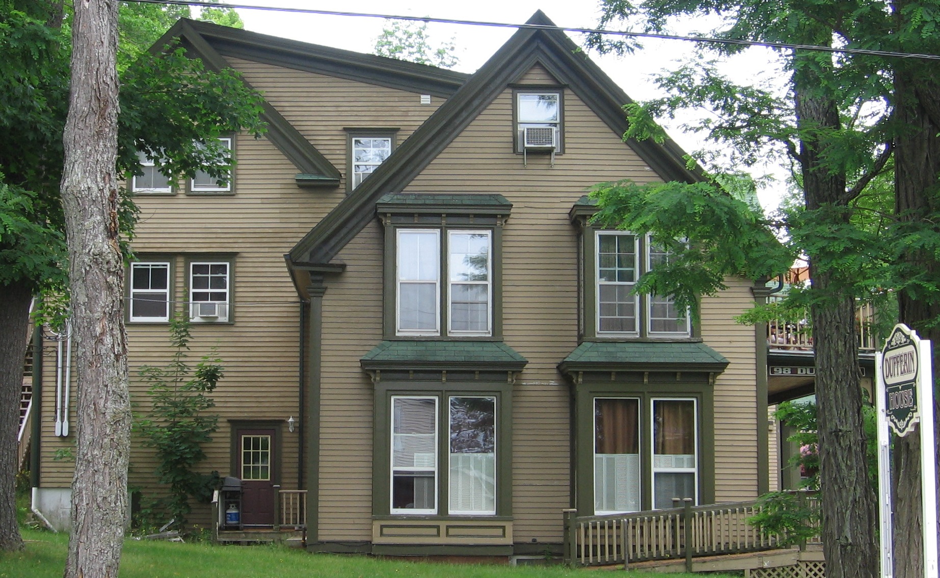 98_Dufferin